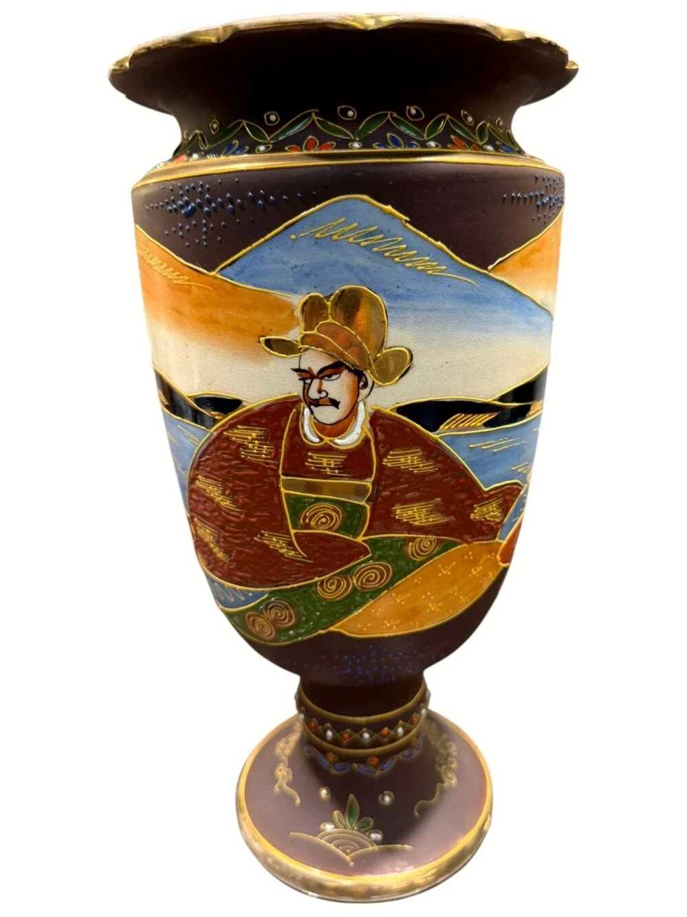 Vintage Japanese Satsuma Moriage Pedestal Vase Figural Gilt 12.25